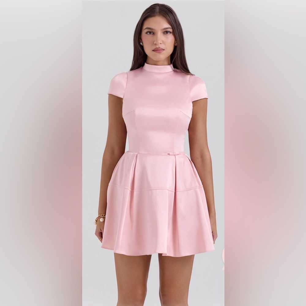 NWT, House of CB SAIDA PARISIAN PINK BACKLESS MINI DRESS Size S Regular
